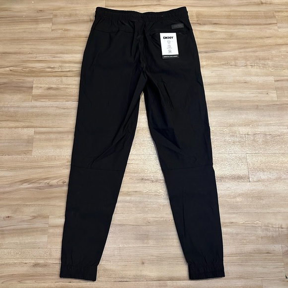 DKNY Essential Tech Jogger Size Small - Picture 2 of 4